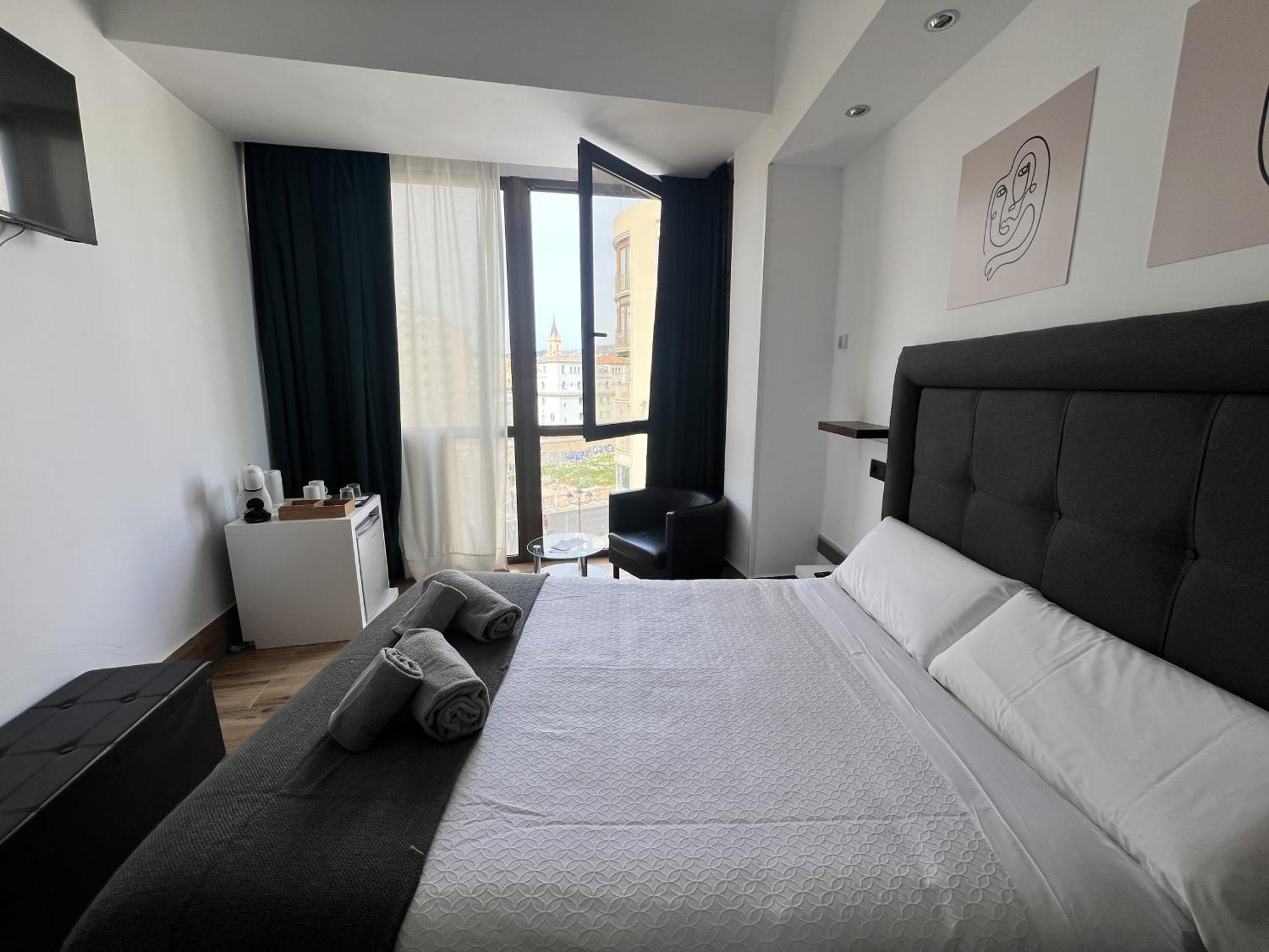 Ilustre Rooms Málaga Exteriör bild