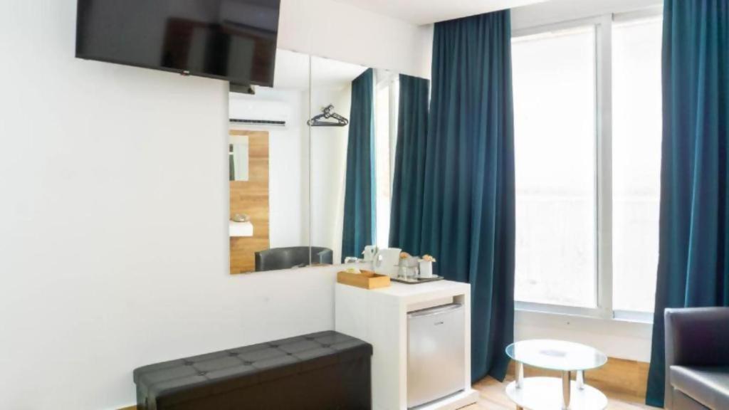 Ilustre Rooms Málaga Rum bild