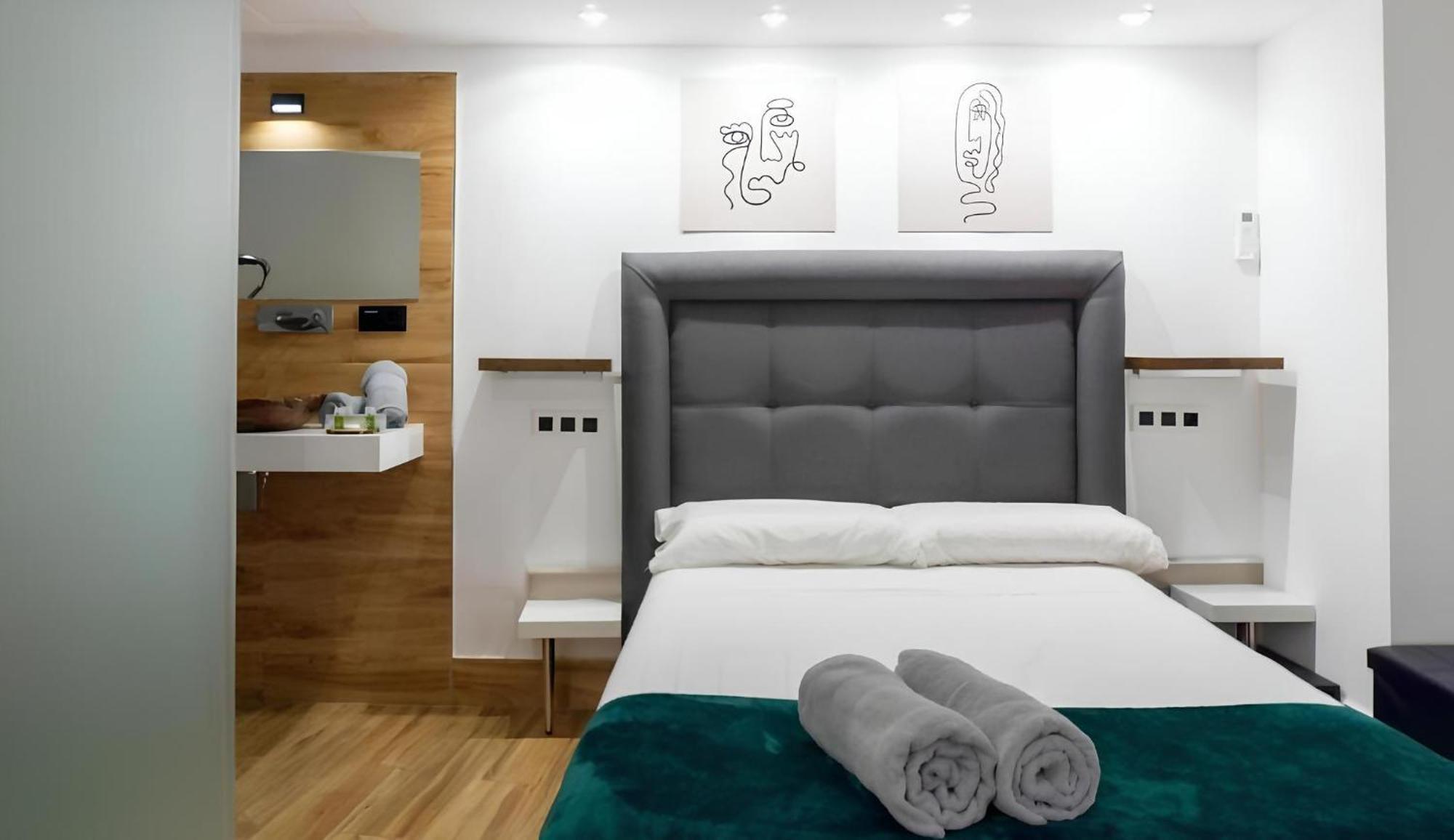 Ilustre Rooms Málaga Exteriör bild